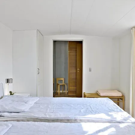 Bl1548-blokhus-paa-bakken-10