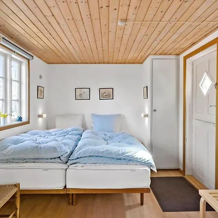 Bl1548-blokhus-paa-bakken-10