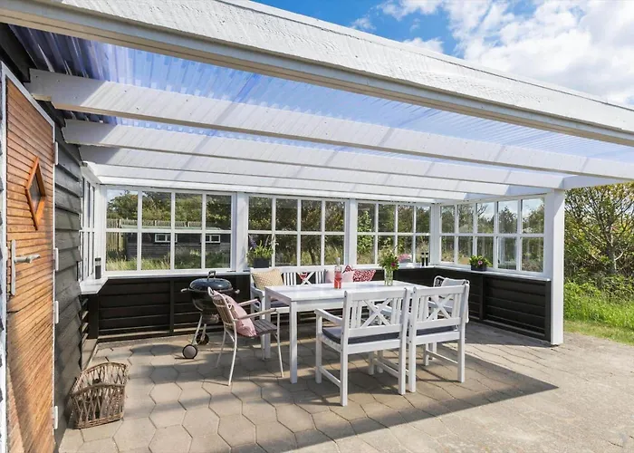 Bl1548-blokhus-paa-bakken-10 Holiday home *